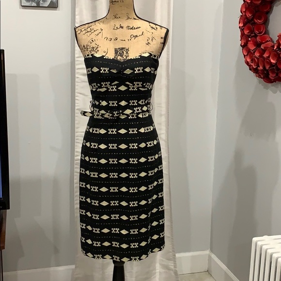 Nanette Lepore Dresses & Skirts - Nanette Lepore 🛩 strapless dress size 8